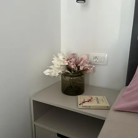 Sunset Apartment *