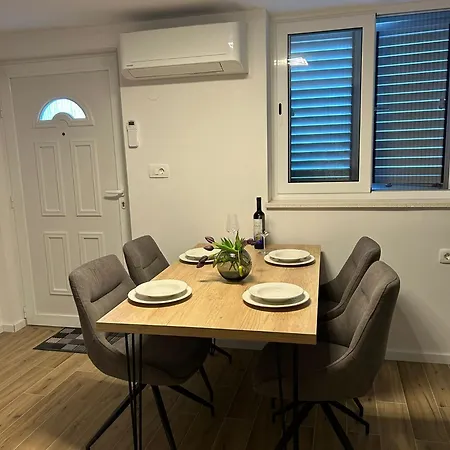 Sunset Apartment Kaštel Sućurac